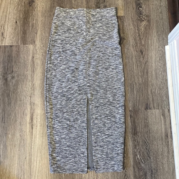 River island midi skirt, US 4 - Picture 1 of 4